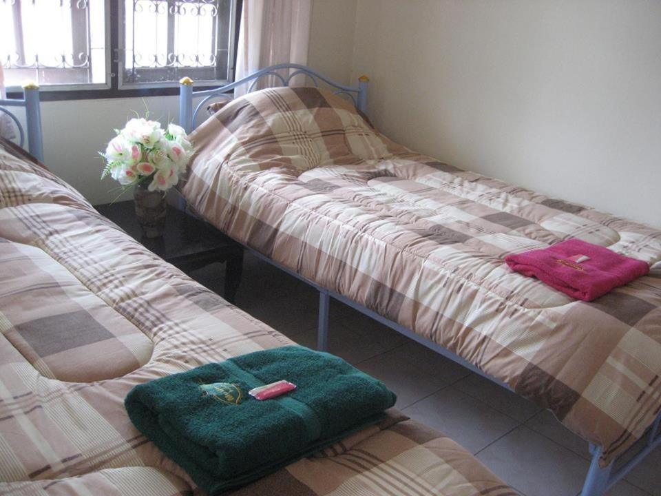 Srikrung Guesthouse Αγιουτάγια Εξωτερικό φωτογραφία