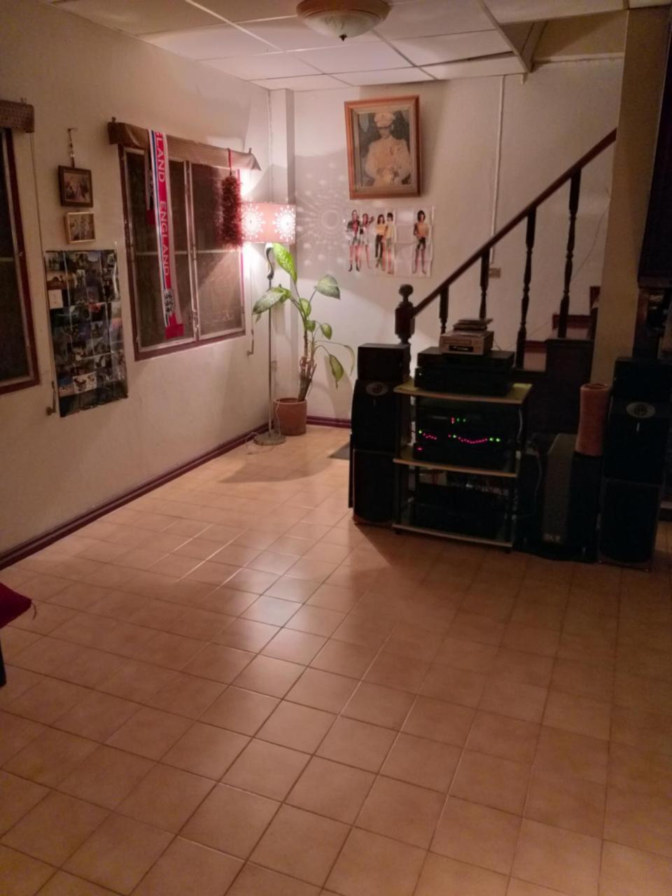 Srikrung Guesthouse Αγιουτάγια Εξωτερικό φωτογραφία