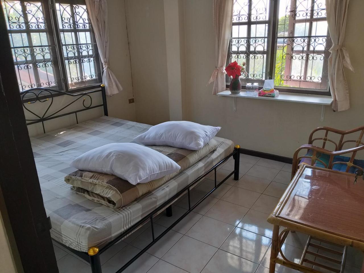 Srikrung Guesthouse Αγιουτάγια Εξωτερικό φωτογραφία